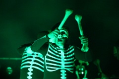 Les Tambours de la Muerte 9 * 6000 x 4000 * (10.79MB)